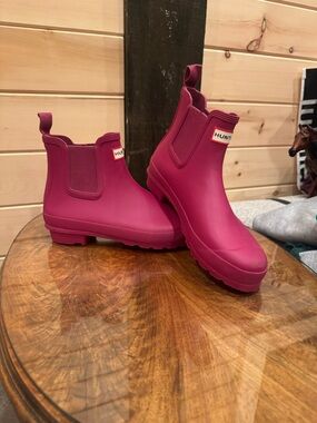 Hunter Pink Chelsea Rain Ankle Boots